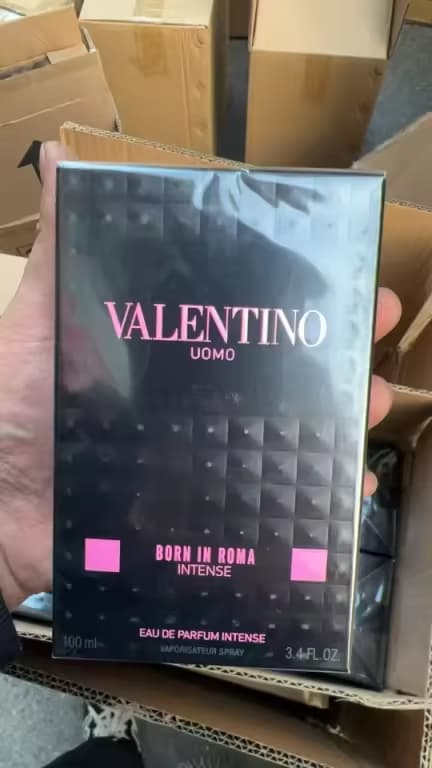 Valentino Uomo Born In Roma Intense Eau de Parfum – 100ml (3.4 fl oz)